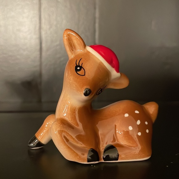 Reindeer Salt and Pepper Set - Picture 3 of 7